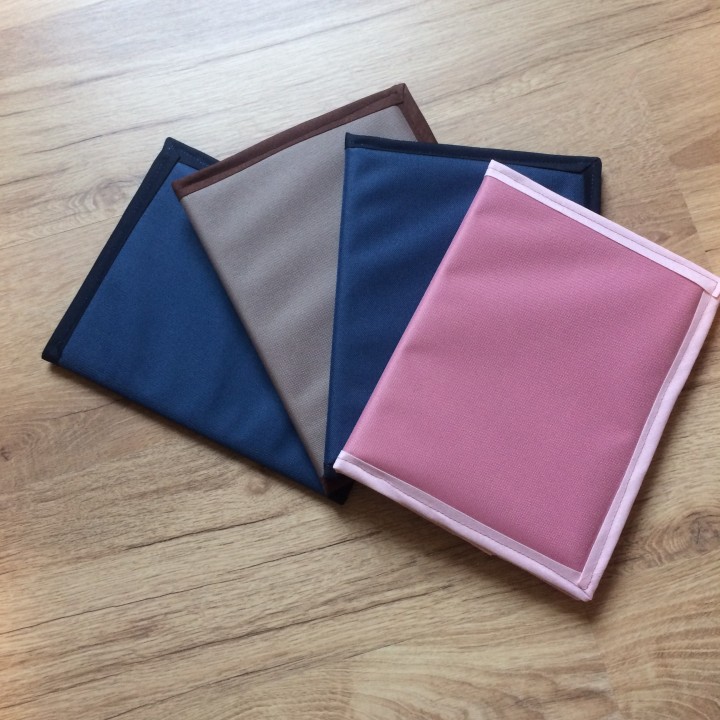 Pochette pour revue-4 coloris élégants/ Etanche & pratique à transporter